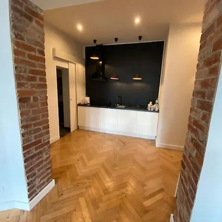 Wyjatkowy Apartament Blisko Rynku * 弗罗茨瓦夫
